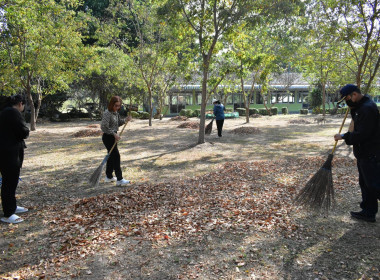 วันที่ 30 ธันวาคม 2568 ฮึบ ๆ ช่วยกันทำ คนละไม้ คนละมือ 💪🤝✌️ ... พารามิเตอร์รูปภาพ 8